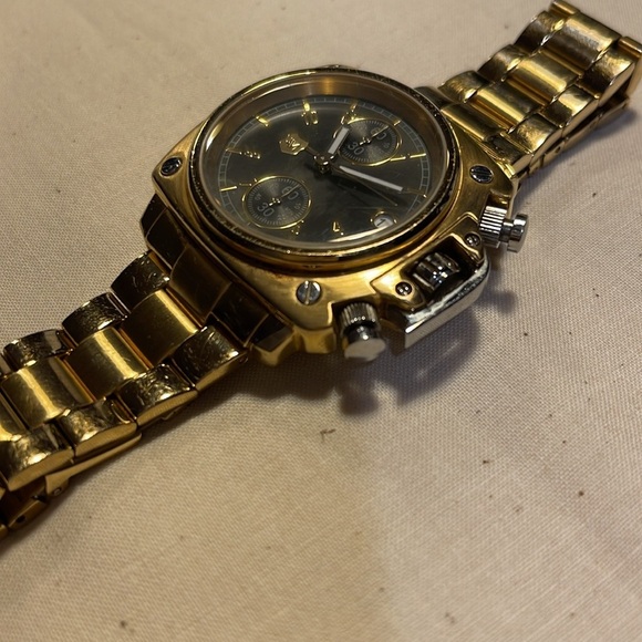 Mens Andrew Marc Gold Watch - Picture 2 of 5